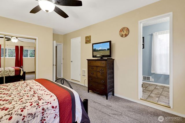 1306 W Oregon Street, Bellingham, WA 98225