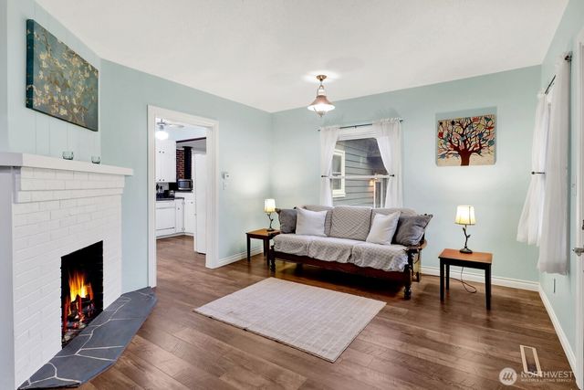 1306 W Oregon Street, Bellingham, WA 98225