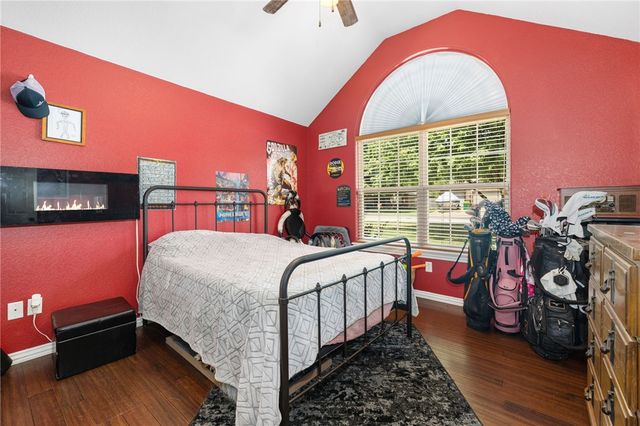 11093 Waterleaf Lane, Prairie Grove, AR 72753
