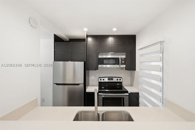 7434 Harding Ave 9, Miami Beach, FL 33141
