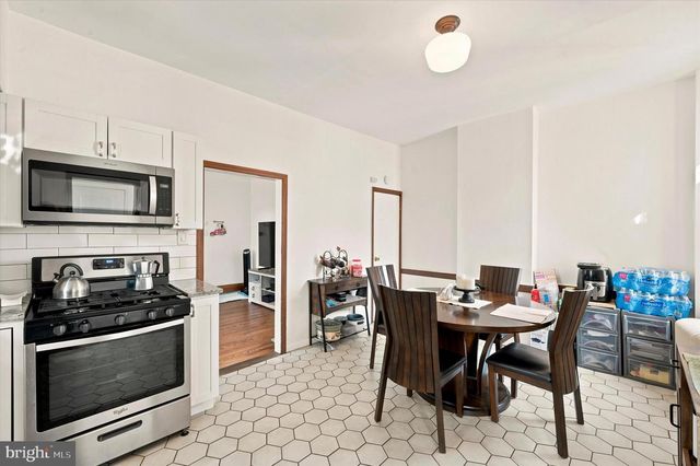 219 CRAWFORD AVE, Lansdowne, PA 19050