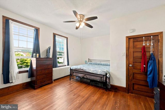 219 CRAWFORD AVE, Lansdowne, PA 19050