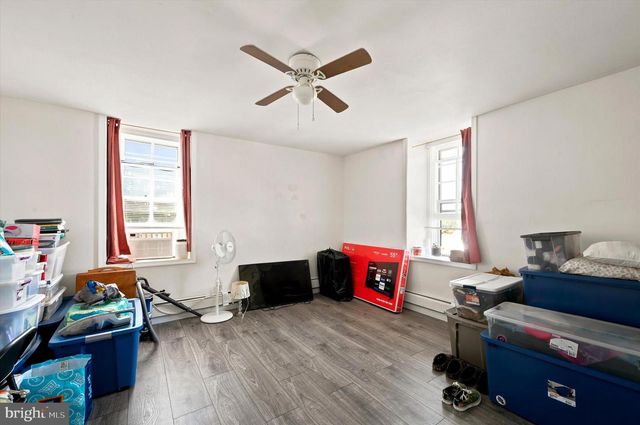219 CRAWFORD AVE, Lansdowne, PA 19050