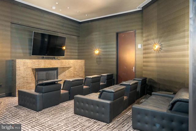 1414 S Penn Sq Unit 18D, Philadelphia, PA 19102