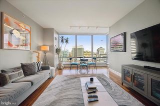1414 S Penn Sq Unit 18D, Philadelphia, PA 19102