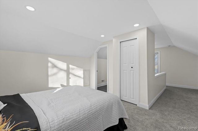 28513 Barton Street, Garden City, MI 48135