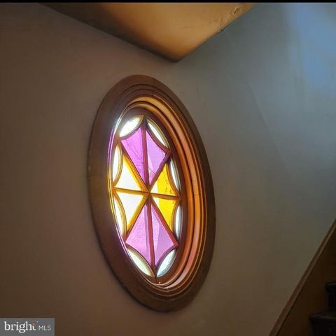 8 WATER ST, Glen Rock, PA 17327