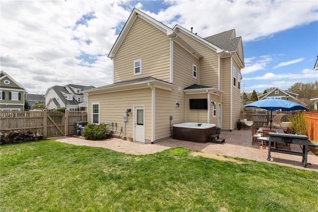 2049 Channing LN, Virginia Beach, VA 23456