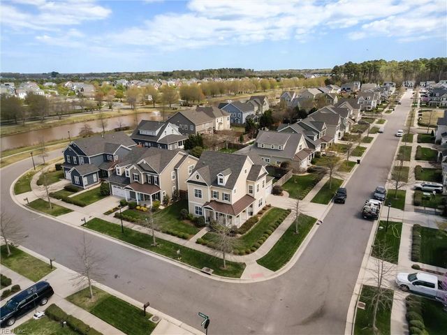 2049 Channing LN, Virginia Beach, VA 23456