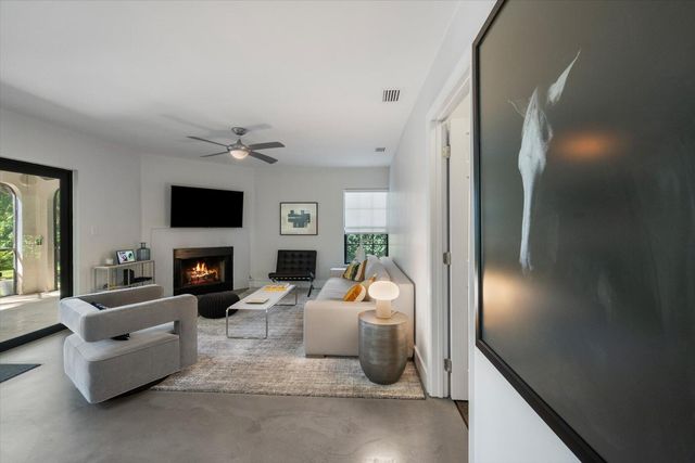 2042 Amesbury Circle, Wellington, FL 33414