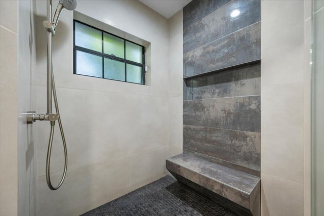 2042 Amesbury Circle, Wellington, FL 33414