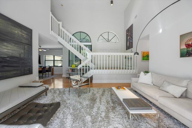 2042 Amesbury Circle, Wellington, FL 33414