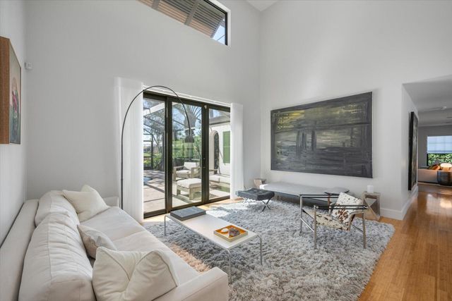 2042 Amesbury Circle, Wellington, FL 33414