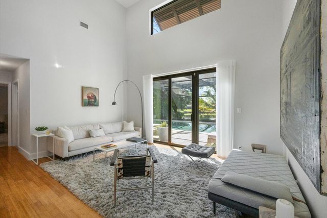 2042 Amesbury Circle, Wellington, FL 33414