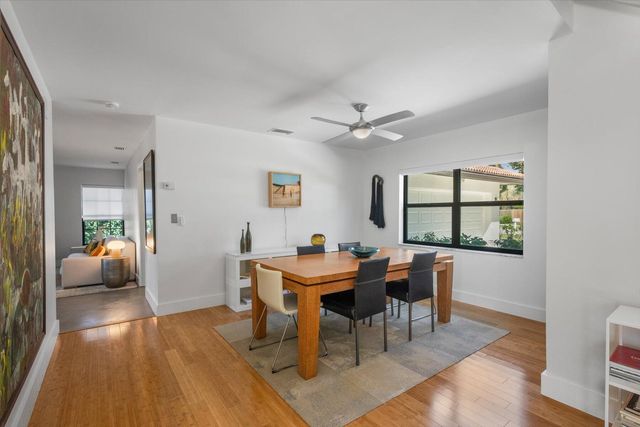 2042 Amesbury Circle, Wellington, FL 33414