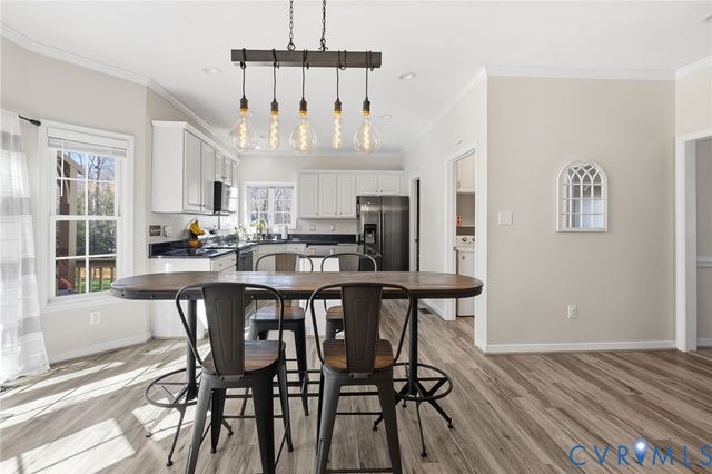 12107 Sunset Point Ct, Midlothian, VA 23112