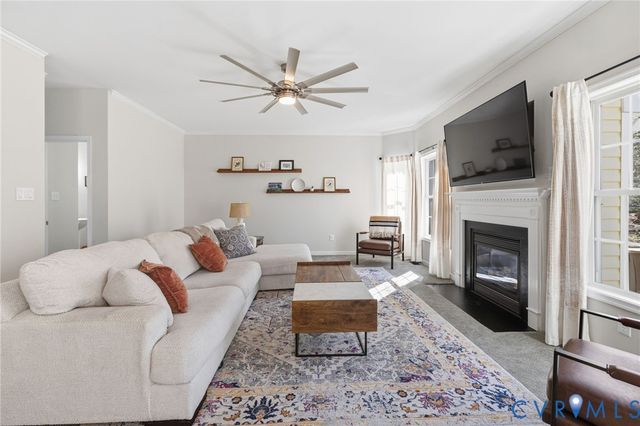 12107 Sunset Point Ct, Midlothian, VA 23112