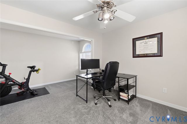 12107 Sunset Point Ct, Midlothian, VA 23112