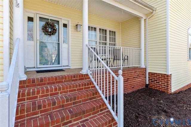 12107 Sunset Point Ct, Midlothian, VA 23112