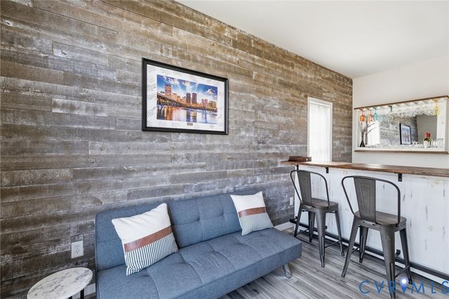 12107 Sunset Point Ct, Midlothian, VA 23112