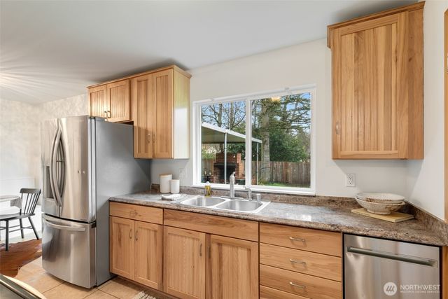 20068 21st Avenue NE, Shoreline, WA 98155