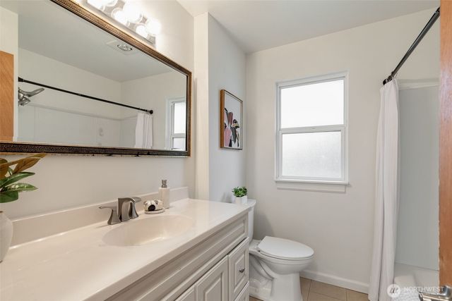 20068 21st Avenue NE, Shoreline, WA 98155