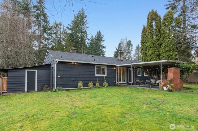 20068 21st Avenue NE, Shoreline, WA 98155