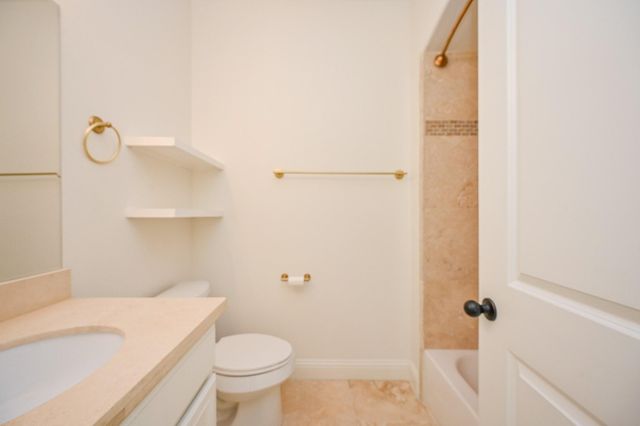 1825 W 24th Street, Houston, TX 77008