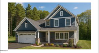 15 Wyatt's Way, Clifton Park, NY 12065