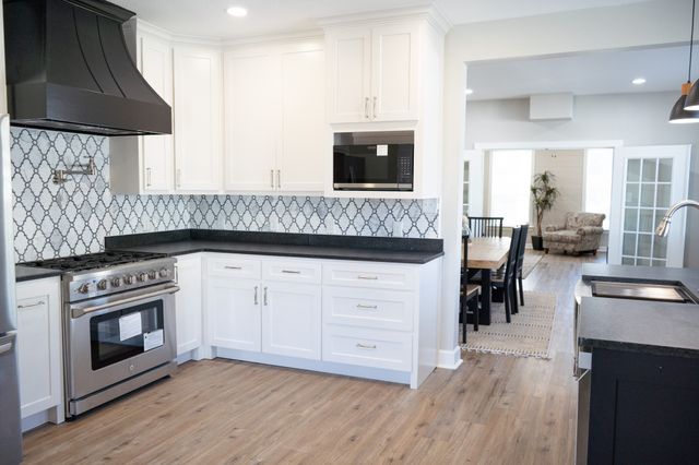 915 N 16th Street, Waco, TX 76707