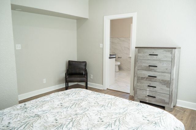 915 N 16th Street, Waco, TX 76707