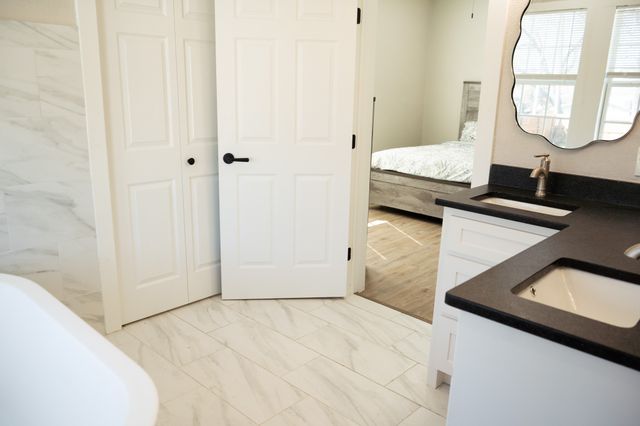 915 N 16th Street, Waco, TX 76707