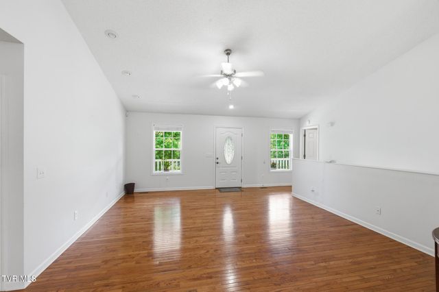 900 North Austin Springs Road, Piney Flats, TN 37686