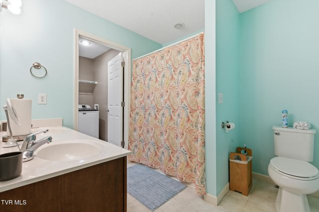 900 North Austin Springs Road, Piney Flats, TN 37686