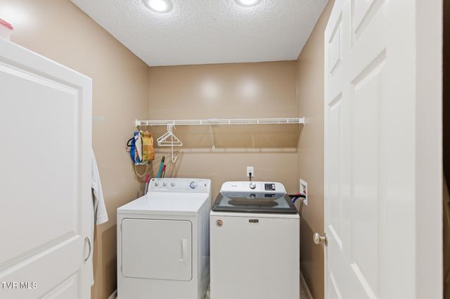 900 North Austin Springs Road, Piney Flats, TN 37686