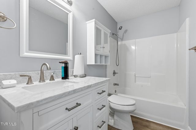 900 North Austin Springs Road, Piney Flats, TN 37686