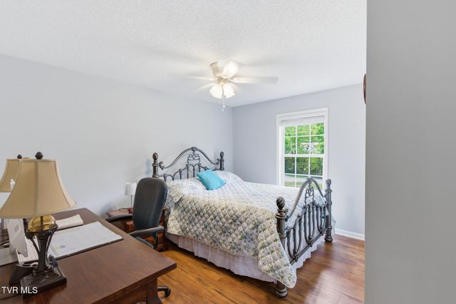 900 North Austin Springs Road, Piney Flats, TN 37686