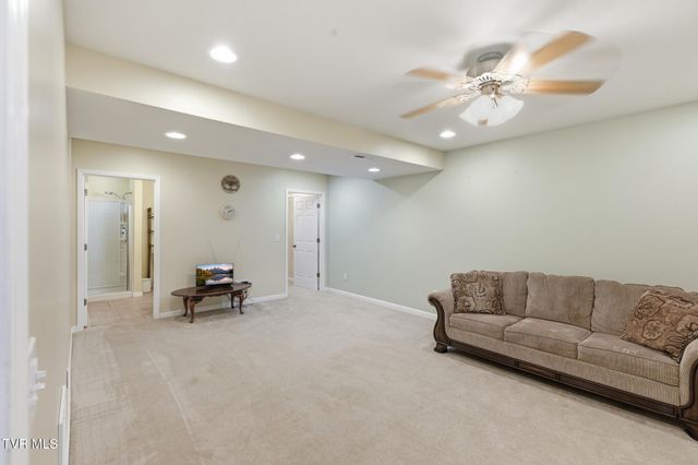 900 North Austin Springs Road, Piney Flats, TN 37686