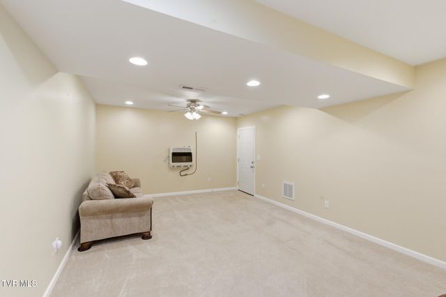 900 North Austin Springs Road, Piney Flats, TN 37686