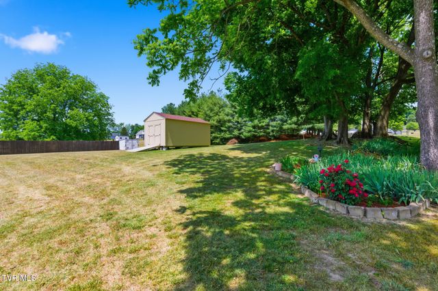 900 North Austin Springs Road, Piney Flats, TN 37686