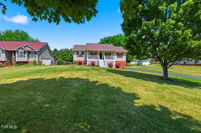 900 North Austin Springs Road, Piney Flats, TN 37686