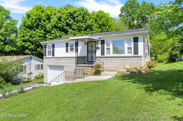 2015 Carolyn Drive, Jefferson City, TN 37760