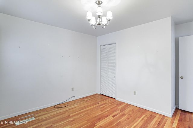 2015 Carolyn Drive, Jefferson City, TN 37760