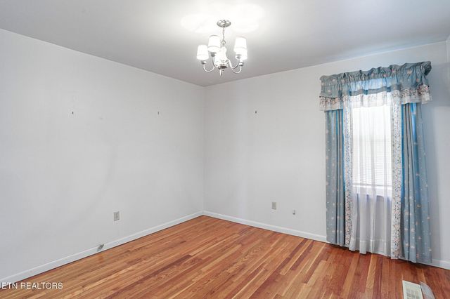 2015 Carolyn Drive, Jefferson City, TN 37760
