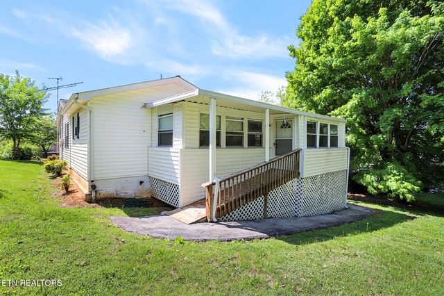 2015 Carolyn Drive, Jefferson City, TN 37760