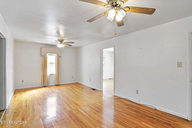 2015 Carolyn Drive, Jefferson City, TN 37760