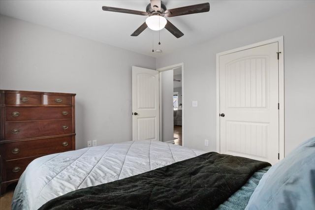 459 Diane Loop, White Bluff, TN 37187