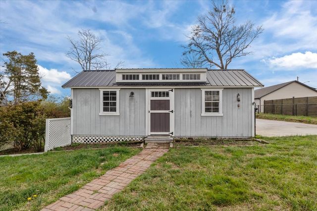 459 Diane Loop, White Bluff, TN 37187