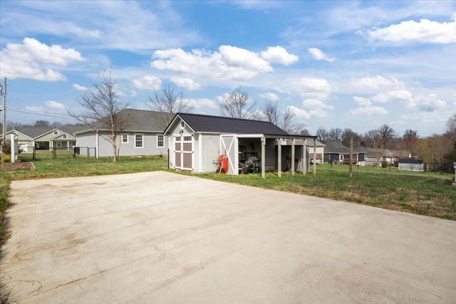 459 Diane Loop, White Bluff, TN 37187
