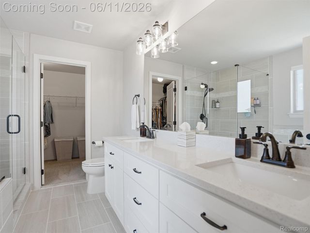 29684 Kevin Drive, Chesterfield Township, MI 48051